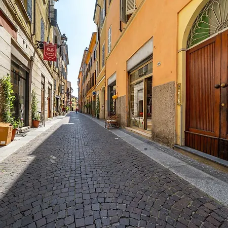 Апартаменты Borgo Delle Botteghe Luxury