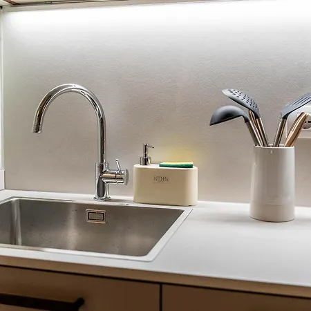 Апартаменты Borgo Delle Botteghe Luxury Парма